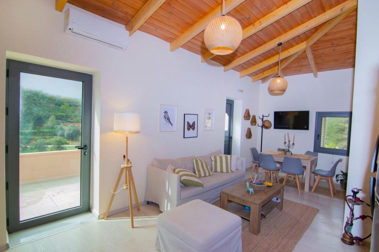 Ampelos Cretan Villa - Private Pool & Heated Ozone Jacuzzi Yerolákkos 外观 照片