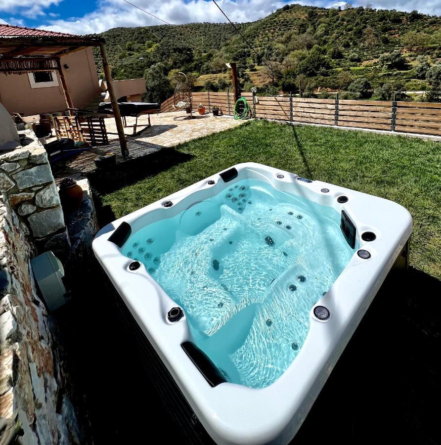 Ampelos Cretan Villa - Private Pool & Heated Ozone Jacuzzi Yerolákkos 外观 照片