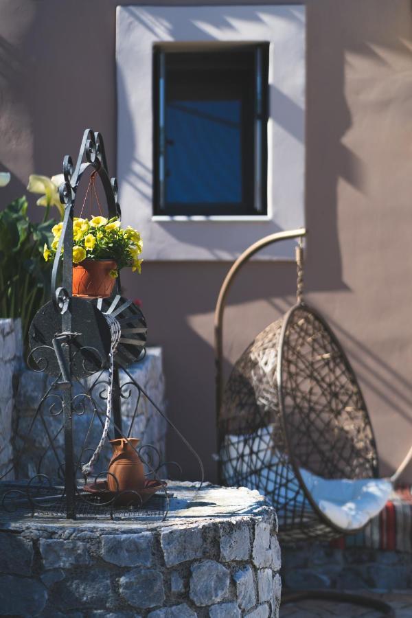 Ampelos Cretan Villa - Private Pool & Heated Ozone Jacuzzi Yerolákkos 外观 照片